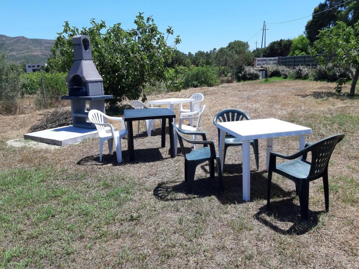 Villa Erilia San Giovanni Suergiu Bagian luar foto
